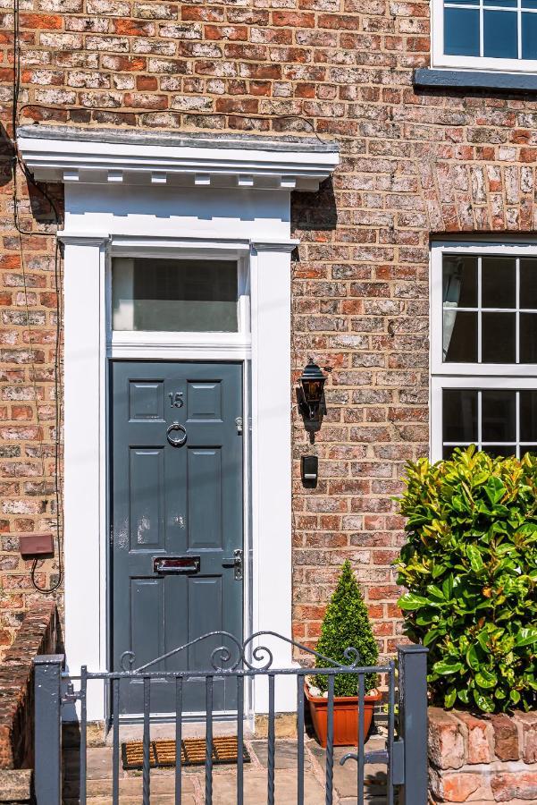 15 Brownlow Street 约克 外观 照片